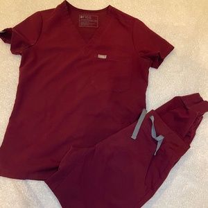 FIGS burgundy scrub set